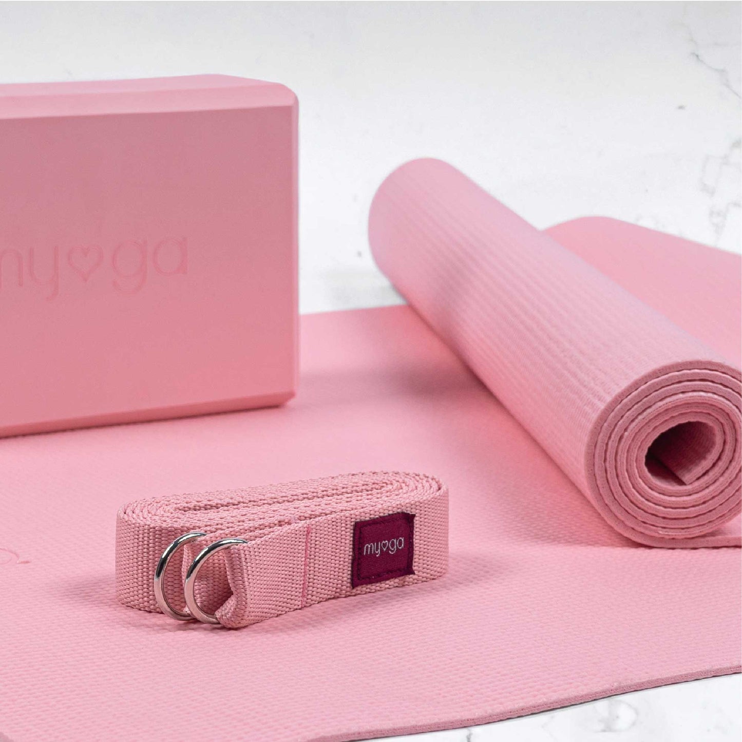 
                  
                    Yoga Starter Kit- Rosa
                  
                