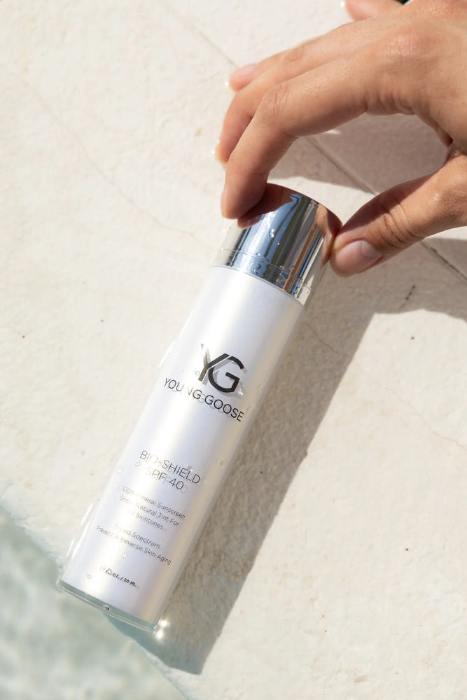 
                  
                    Young goose - BIO-SHIELD SPF 40
                  
                